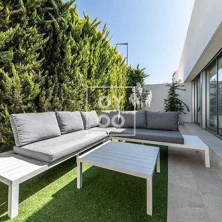 Apartment Casa Mirasal Ground Flour 2br - By Oyoostays Torrevieja
